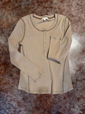 Madewell Women's Long-Sleeve Henley Top in chocolate